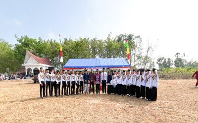Santri Pondok Modern Al Furqon Sukses Jadi Petugas Pengibar Bendera di Kelurahan Panaragan Jaya